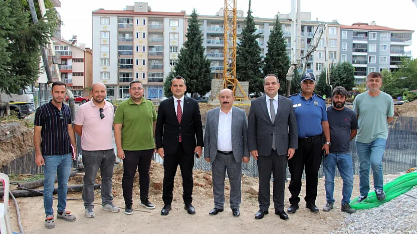 Banaz Hükümet Konağı'na Artuk İmzası
