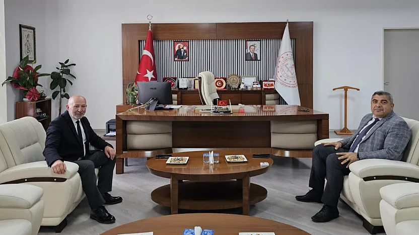 Başkan Siper'den, Müdür Sünnetci'ye Ziyaret