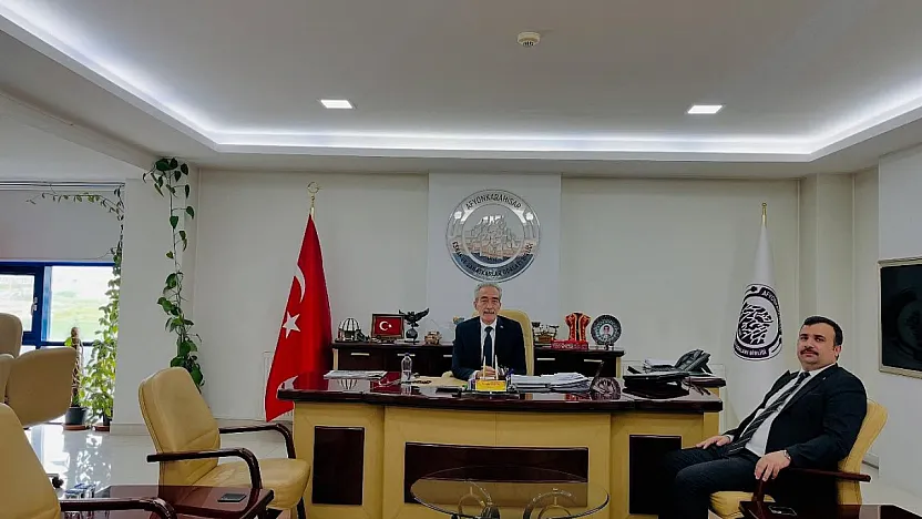 Başkan Üstün, Müdür Tanyeri İle Görüştü