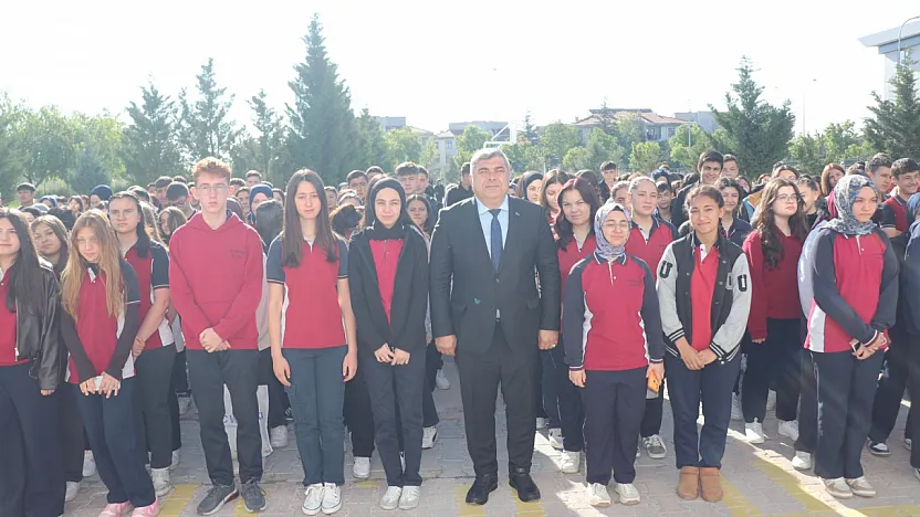 Bayram Sonrası Okullarda İlk Buluşma