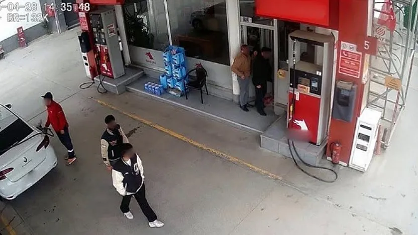 Bilecik'te, Bursa'da Afyon'da Dolandırdılar Kıskıvrak Yakalandılar