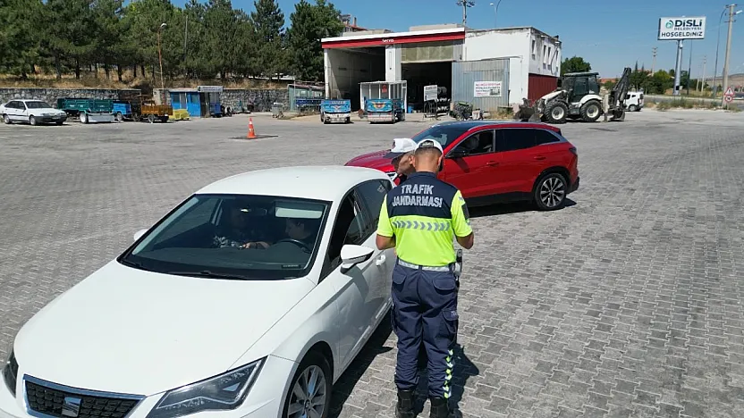 Bolvadin'de Yollar Trafik Jandarması İle Güvende