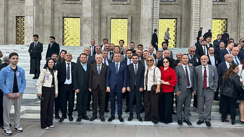 Bu Fotoğraf Kafa Karıştırdı