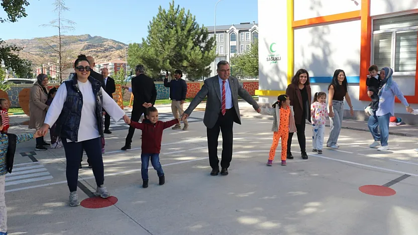 Bu Kez Ders Yok, Oyun Var!