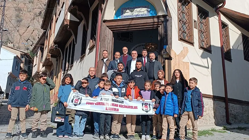 Büyük Taarruz'un Şehri Afyon'da Genç Kartallar'a Anlamlı Hediye