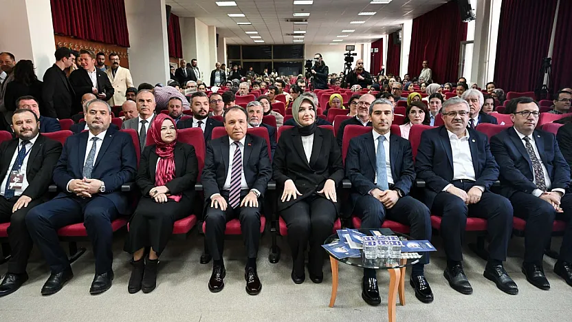 Büyük Taarruz'un Topraklarında İstiklal Şairimize Yakışan Sempozyum