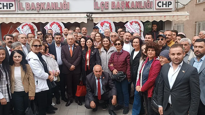CHP'de Karadeniz 'Afyon'da 3 Vekil' Hedefiyle Adaylığını Açıkladı