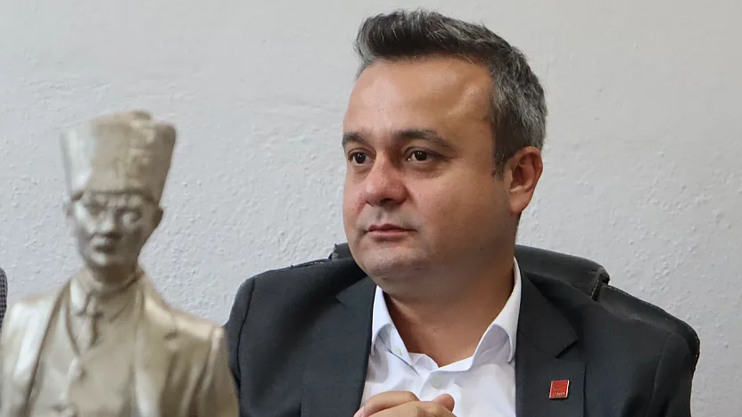 CHP'li Erhan'dan AK Partili Şahin'e: Kardeşin Belediye'de…