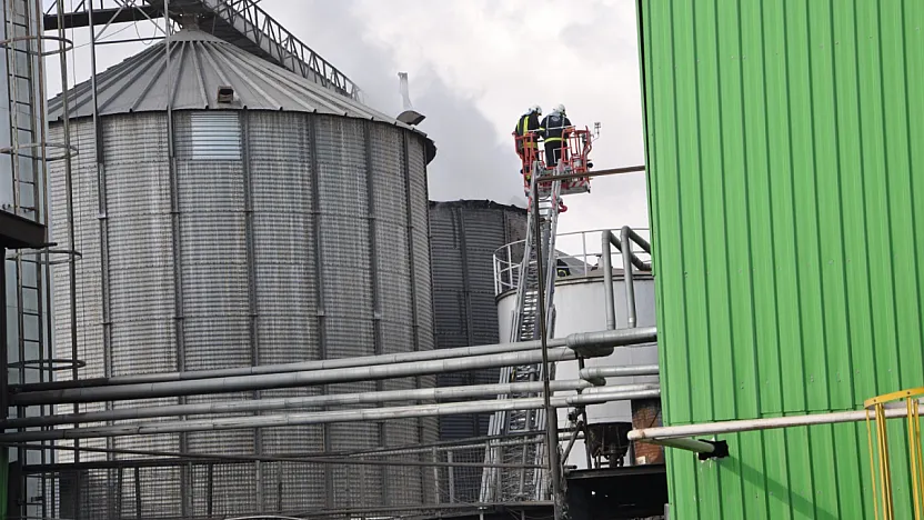 Çiftçiler Yağ Fabrikasında Yine Yangın Çıktı