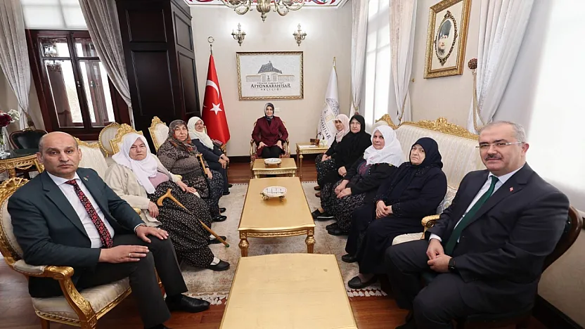 Devlet Ana Şehit Analarını Ağırladı