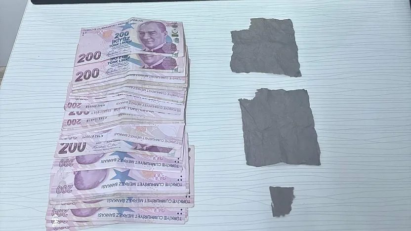 Dinar Polisi Sokak Satıcılarına Göz Açtırmıyor