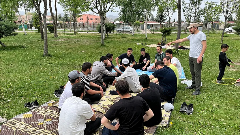 Diyanet'ten Moral Pikniği