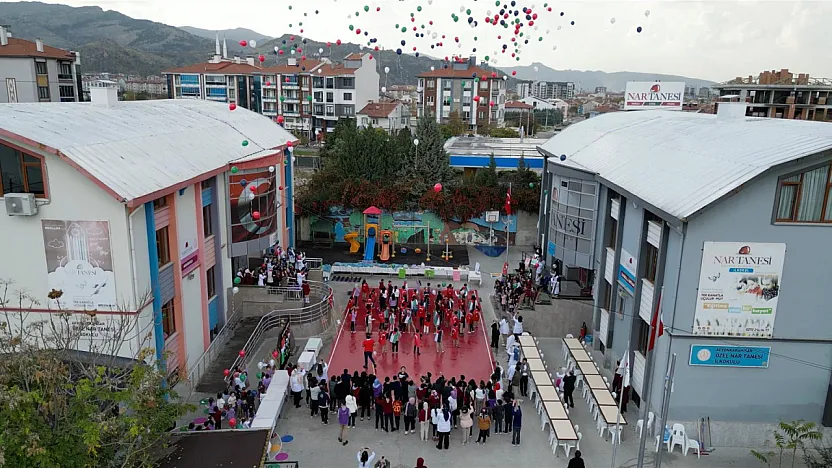 Dua Yüklü Balonlar Gazze İçin Gökyüzüne Bırakıldı