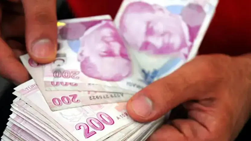 Emekli İkramiyesi ve Maaşlar Bugün Hesapta