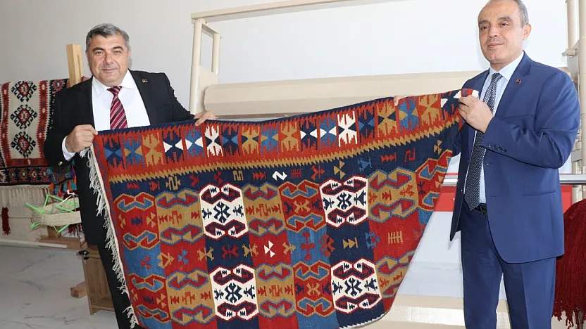 Emirdağ'ın Çömçeli Kilimi Yeniden Hayat Buldu