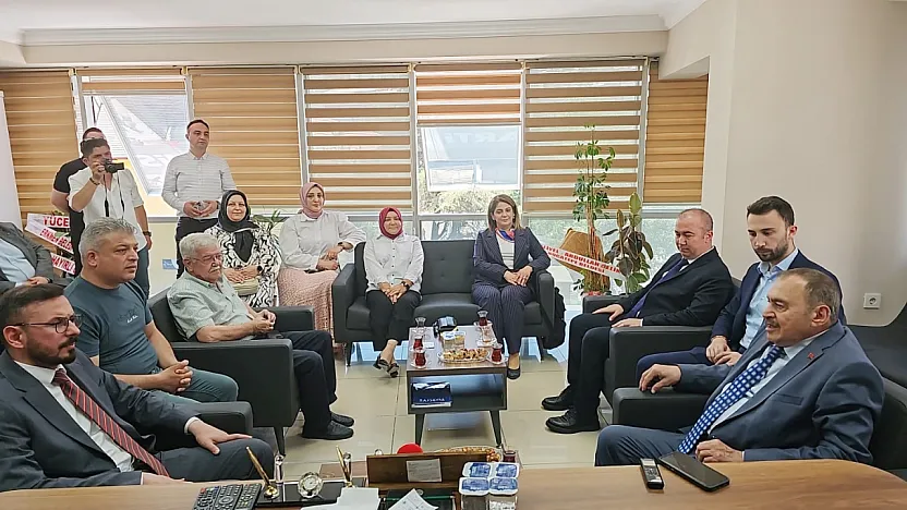 Eroğlu: AK Parti'den Önce Afyonkarahisar Köy Gibiydi