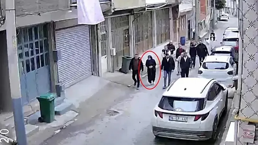 Eşini Öldürdü, 'Cinnet Getirdim' Dedi… Cesedi Çöpe Attı