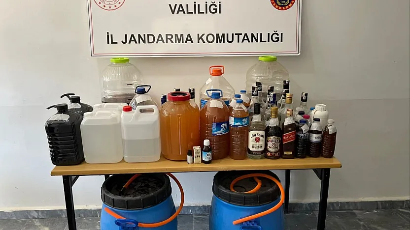 Ev Değil Adeta Kaçak Alkol Üretim Merkezi!