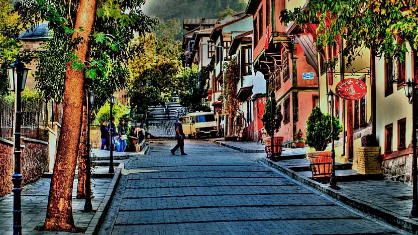 Geceleme Sayısı 2 Milyona Yaklaştı