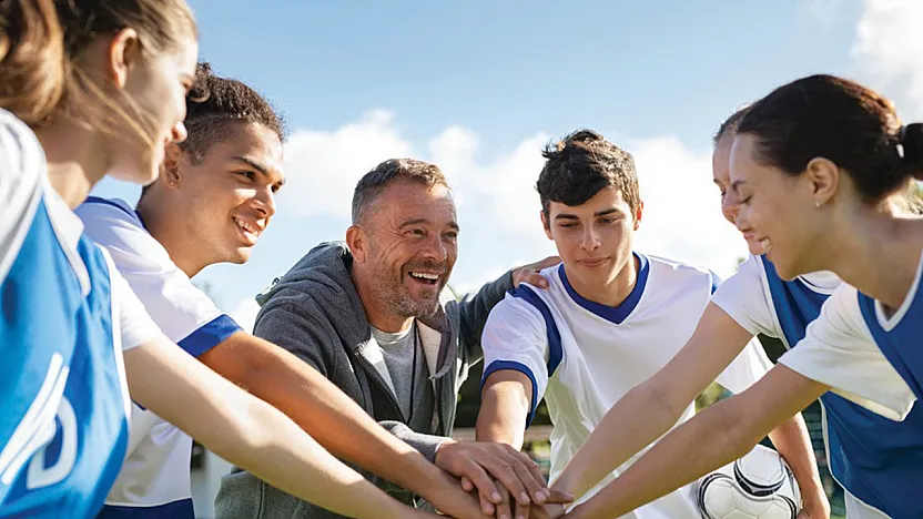 Gençler! Takımınızı Kurun, Ödüllere Koşun!