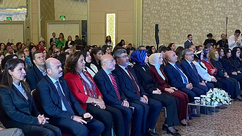Halkbank Genel Müdürü Arslan, Afyon'da Girişimci Kadınlara Sunulacak Fırsatları Açıkladı