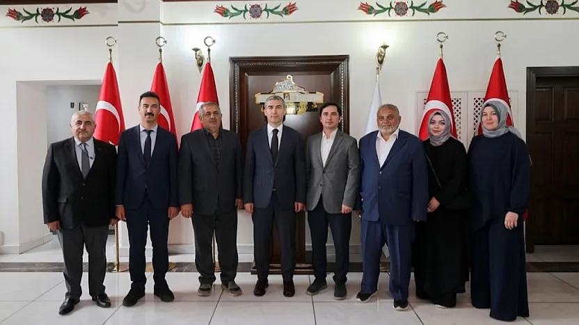 İHH Afyonkarahisar Temsilciliği Vali Aktaş'ı Bilgilendirdi