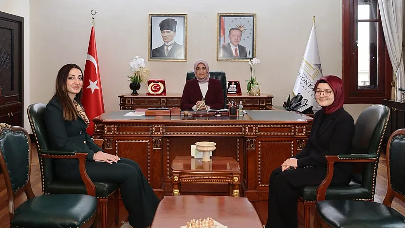 İki Kaymakam, Vali Yiğitbaşı'na Veda Etti