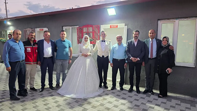İki Kuşak Gazi Ailenin Teğmen Oğlu Dünya Evine Girdi
