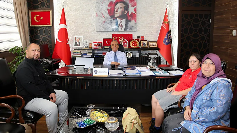 İlham Veren Buluşma: Şampiyon Sporcuya Büyük İlgi
