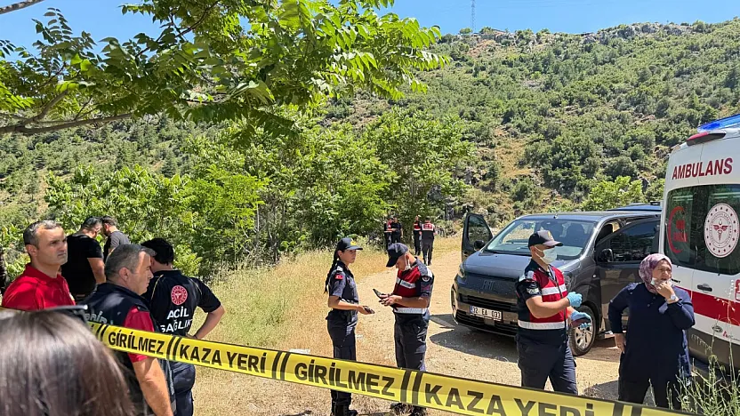Isparta'da 2 Gencin Araçta Ölü Bulunmasıyla İlgili Şüpheli Bulguya Rastlanmadı