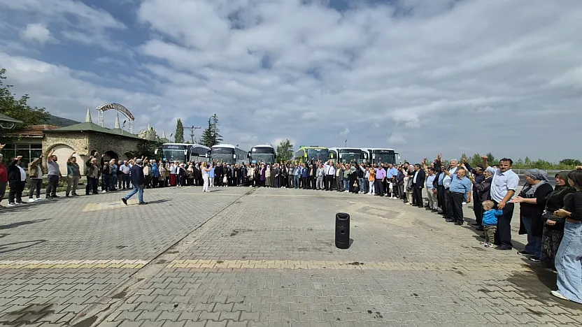 İYİ Parti Afyon Teşkilatı Aksaray'a Mitinge Gitti