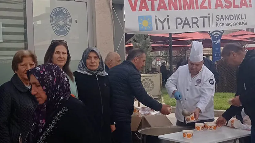 İYİ Parti: Ekmeğimizi Paylaşırız, Vatanımızı Asla