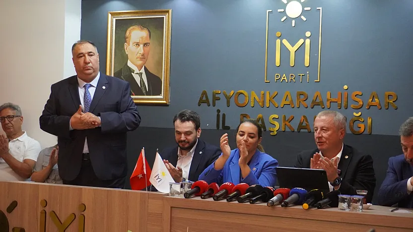 İYİ Partili Mısırlıoğlu'ndan Afyon Basınına Övgü