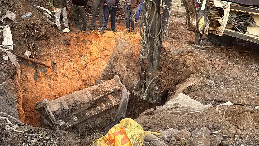 Jandarma Dedektifleri Afyon'da Lahit Buldu