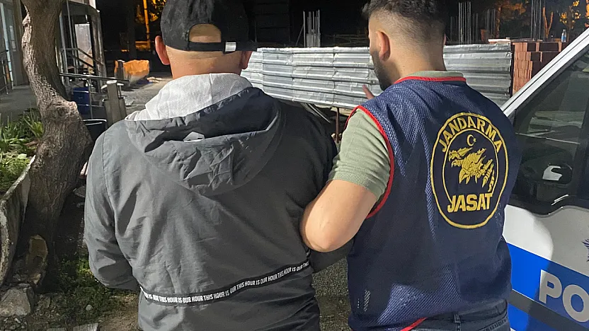 JASAT İzini Sürdüğü Firari Hükümlüyü Isparta'da Yakaladı
