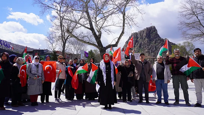 Kadınanalar Kültür Derneği: Kalbimiz Filistin'le Atıyor