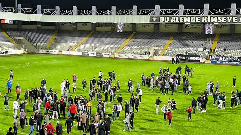 Kaleciden Kaleye Gol, Afyonspor'a İlk 3 Puanı Getirdi!