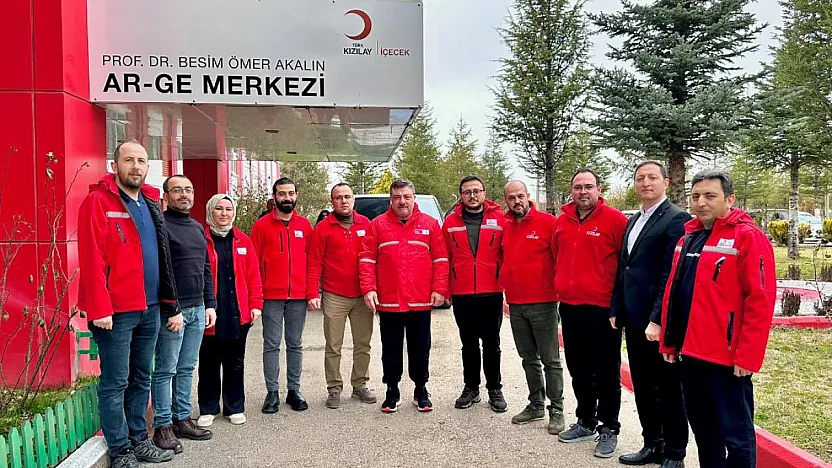 'Kapanıyor' İddiaları Gündeme Gelmişti… Afyon'daki Fabrikaya Ziyaret