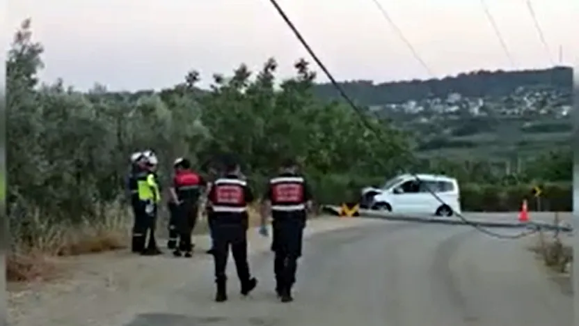 Kazayı Görüp Yardıma Koşan Genç Elektrik Akımına Kapıldı