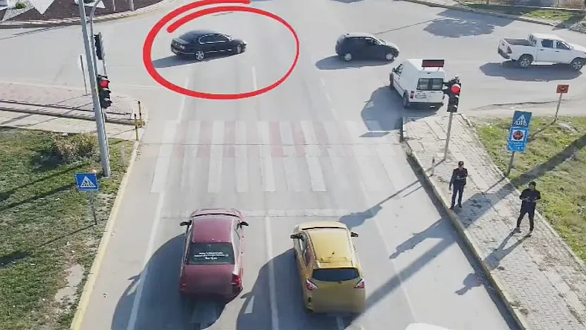 Kurallara Uymayan Sürücüler, Drona Takıldı