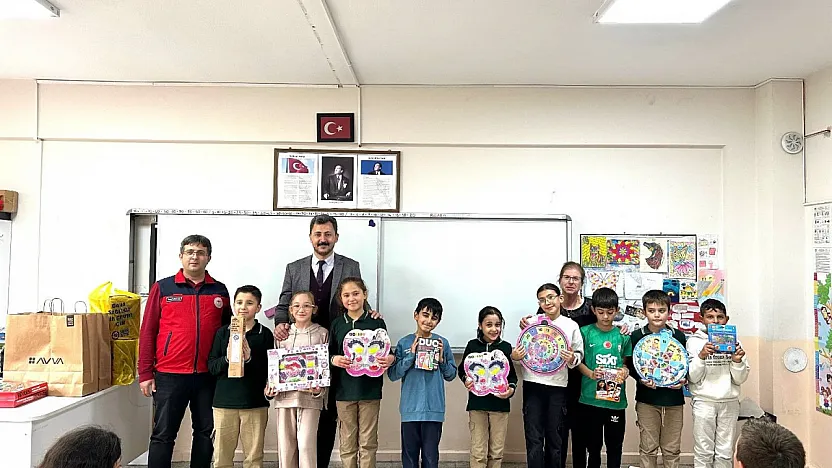 Lider Çocuk Kampı' Bilgi Yarışmasıyla Sona Erdi