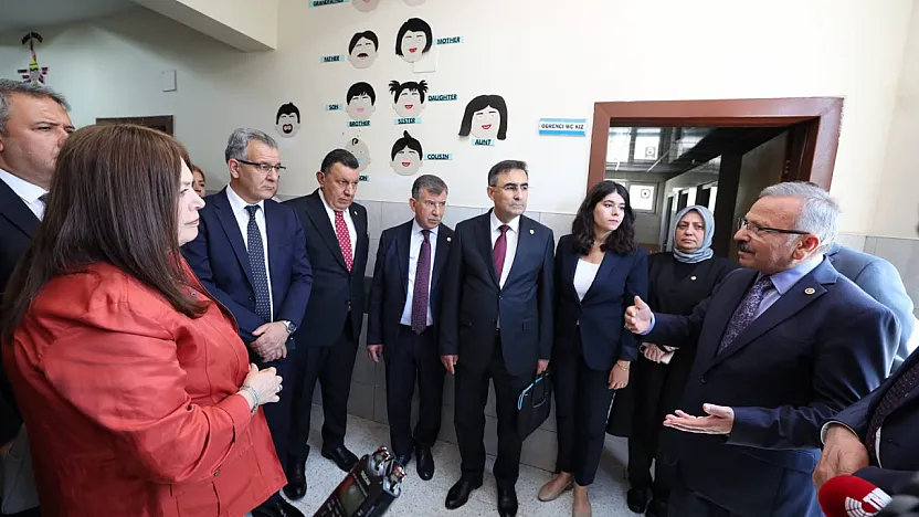 Milletvekili Arslan, Okullardaki Olayları İncelemek İçin Sahada