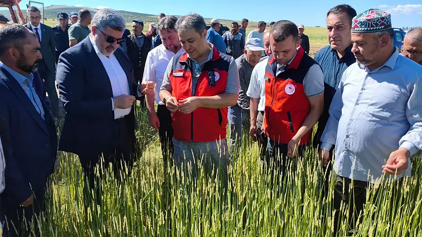 Milletvekili Özkaya: Üreticilerimizi Dinledik, Hasarın Boyutunu Değerlendirdik
