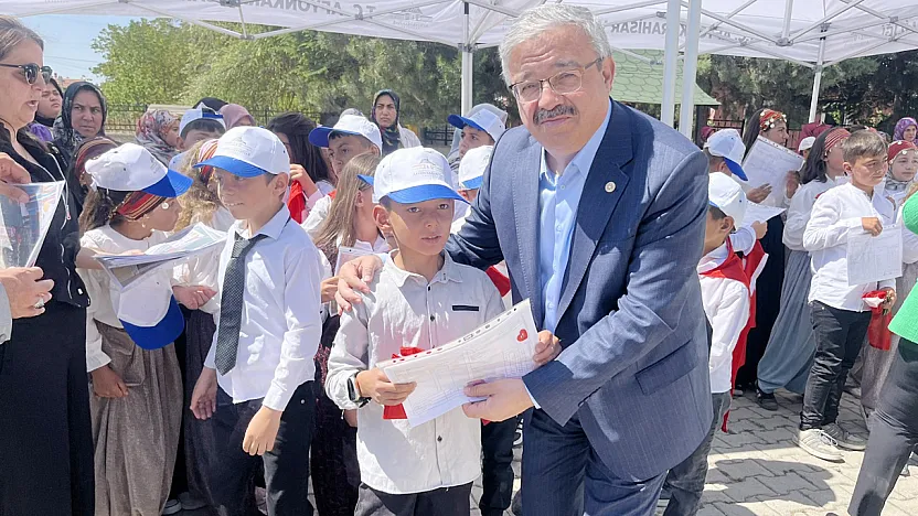 Milletvekili Yurdunuseven'den Övgü: Afyonkarahisar'da Eğitimde İvme Yakaladık
