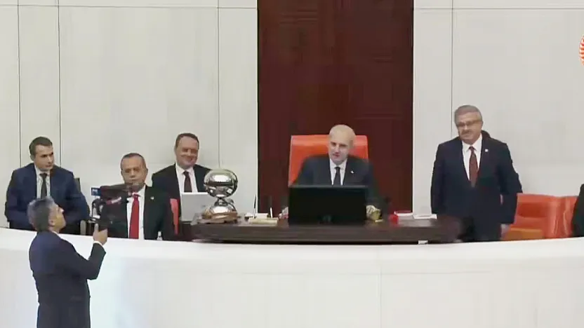 Milletvekili Yurdunuseven'den, Duygusal 23 Nisan Paylaşımı