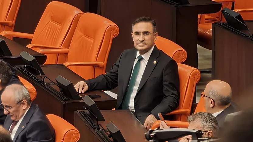 Milletvekilli Arslan: 27 Nisan E-Muhtırası Tozlu Raflarda!