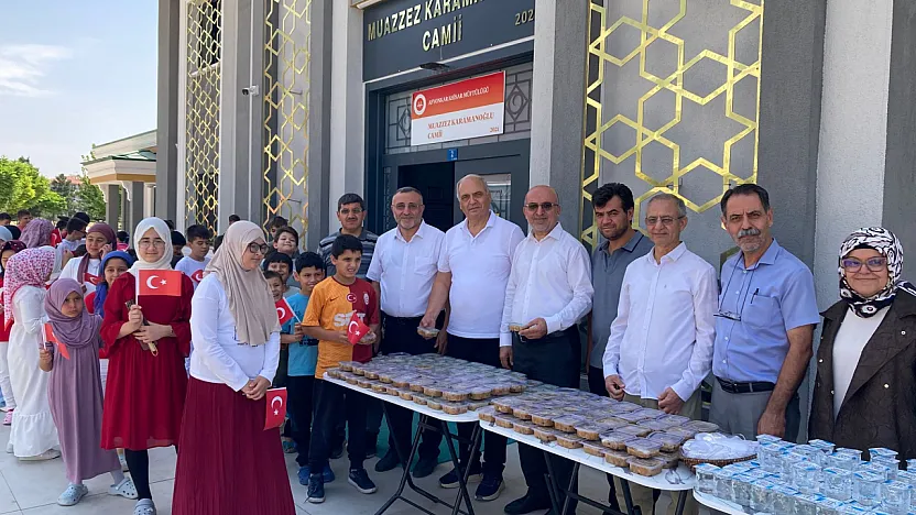 Minik Yüreklerden 15 Temmuz'a Anlamlı Anma!