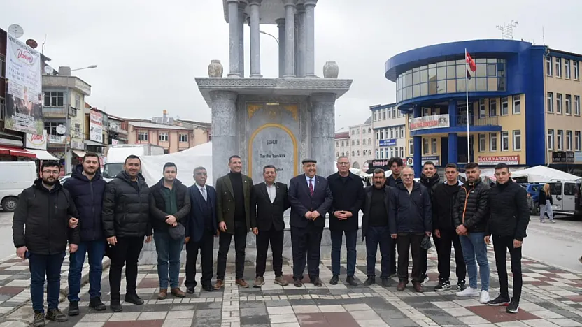 Mısırlıoğlu: Büyük Taarruzun İlçesinde Halk Sindirilmiş!