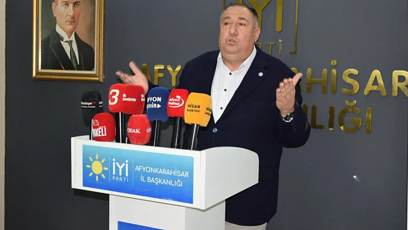 Mısırlıoğlu: Öğretmenler Sizin Taşeron İşçiniz Mi?