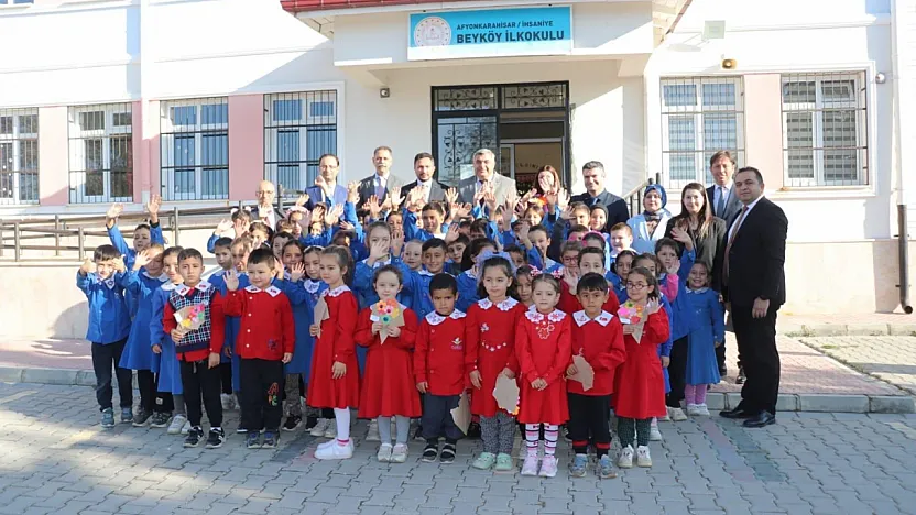Müdür Sünnetci'den Öğrencilere: Her Biriniz Türkiye Yüzyılı'nın Mimarlarısınız